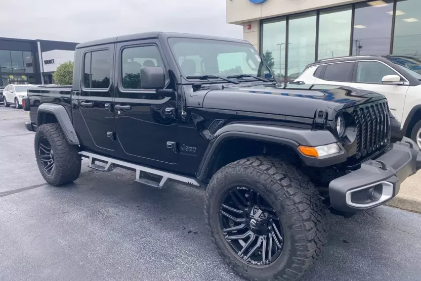 2022 Jeep Gladiator Sport photo 1