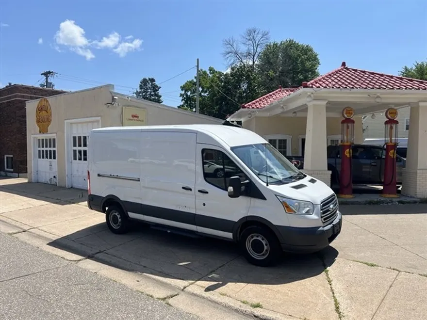 2015 Ford Transit Van photo 1
