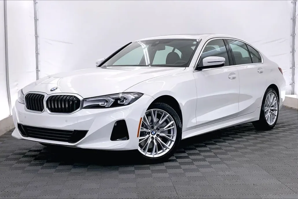 2024 Bmw 330i xDrive photo 1