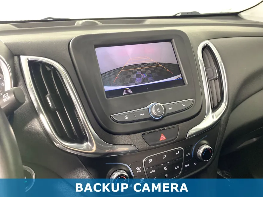 2020 Chevrolet Equinox LT photo 1