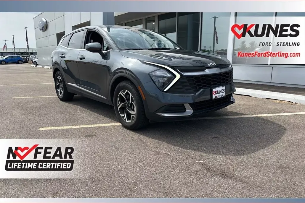 2023 Kia Sportage LX photo 1