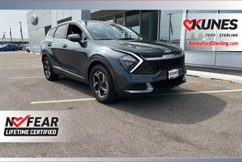 2023 Kia Sportage LX photo 1