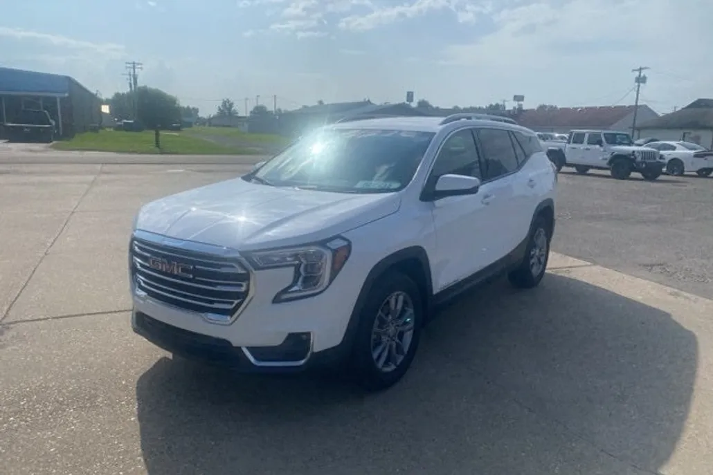 2024 Gmc Terrain SLT photo 1