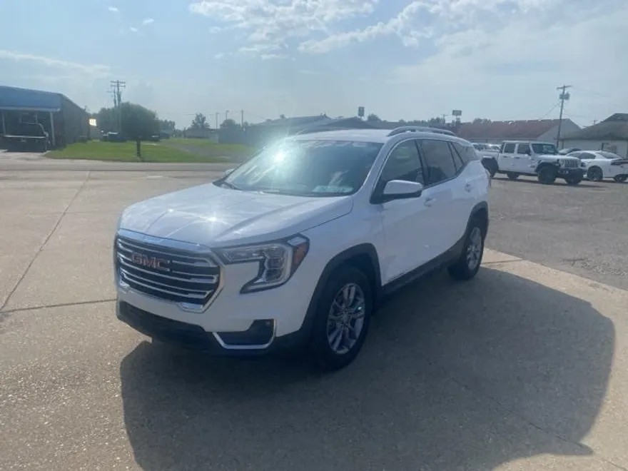 2024 Gmc Terrain SLT photo 1