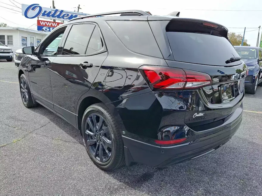 2024 Chevrolet Equinox RS photo 1