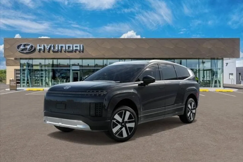 2026 Hyundai Ioniq SEL photo 1