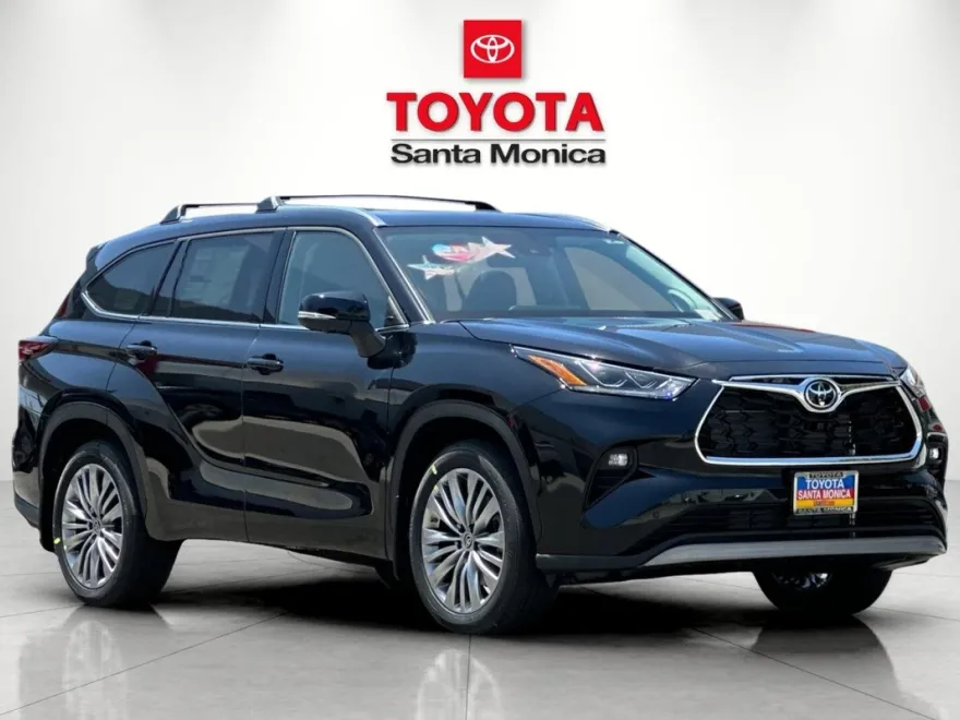 2025 Toyota Highlander XLE XSE Platinum Limited photo 1