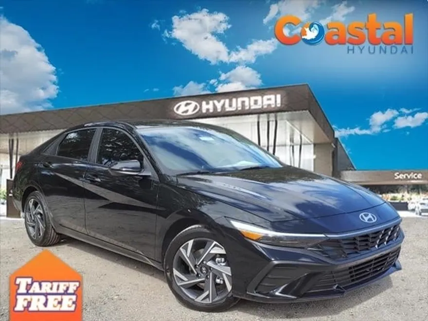 2025 Hyundai Elantra SEL Sport photo 1