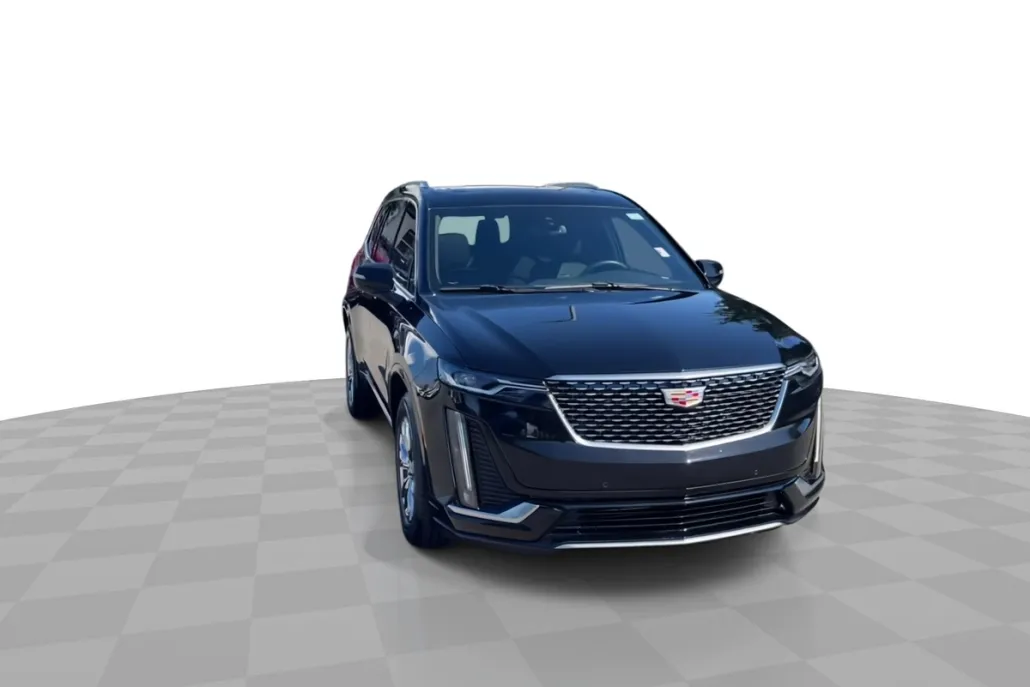 2025 Cadillac XT6 Luxury photo 1