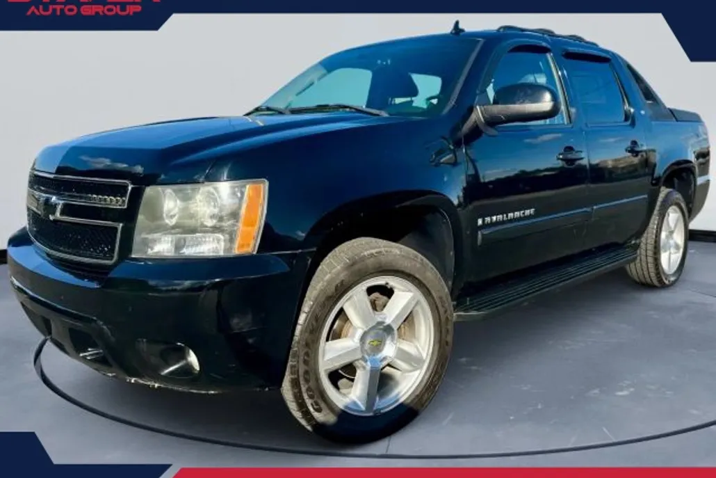 2008 Chevrolet Avalanche LT photo 1