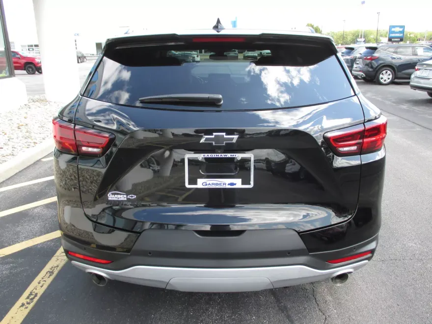 2025 Chevrolet Blazer 3LT photo 1