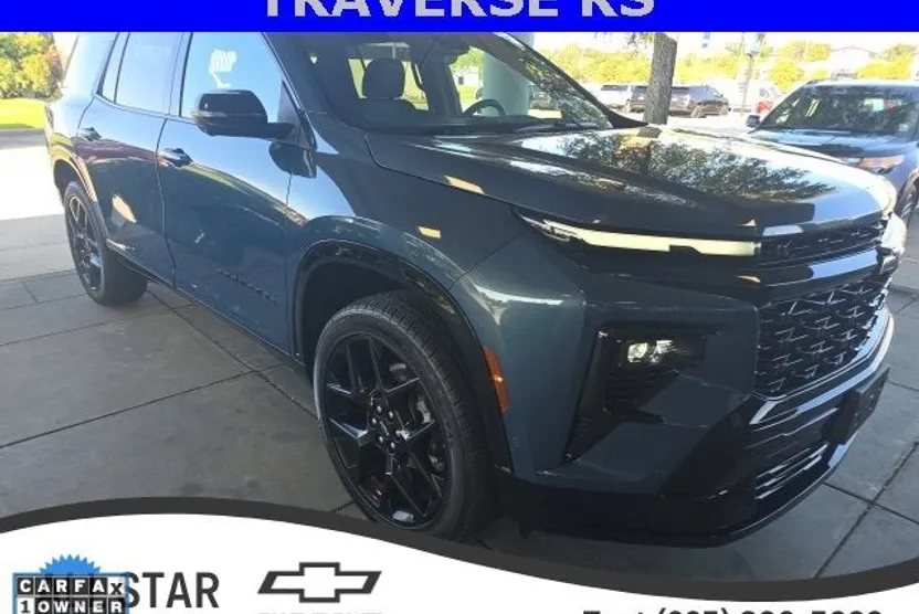 2024 Chevrolet Traverse RS photo 1