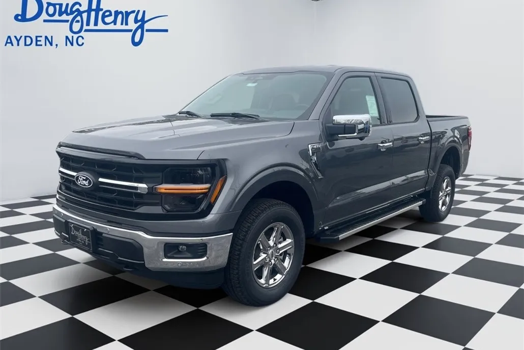 2025 Ford F-150 XLT photo 1
