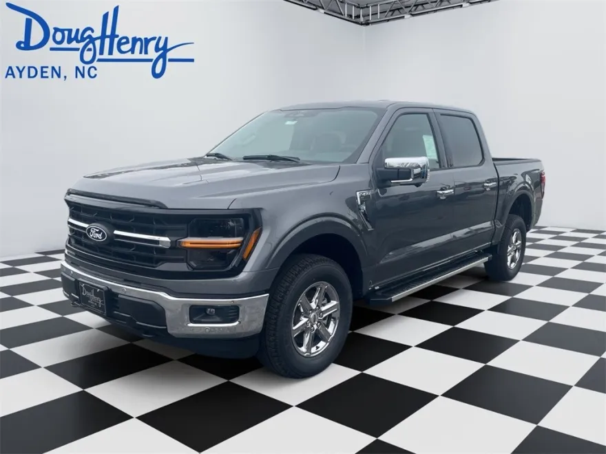 2025 Ford F-150 XLT photo 1