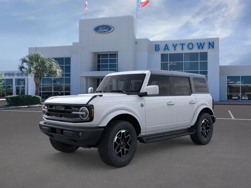 2025 Ford Bronco Outer Banks photo 1