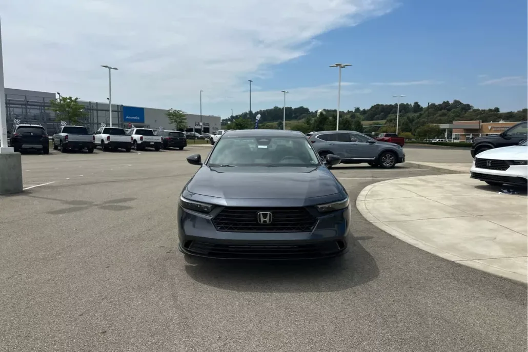 2025 Honda Accord SE photo 1