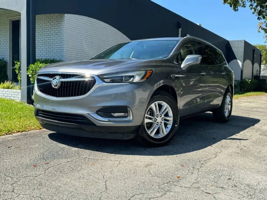 2019 Buick Enclave Essence photo 1
