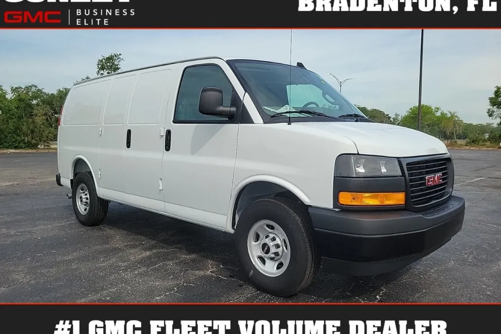 2025 Gmc Savana Cargo 2500 photo 1