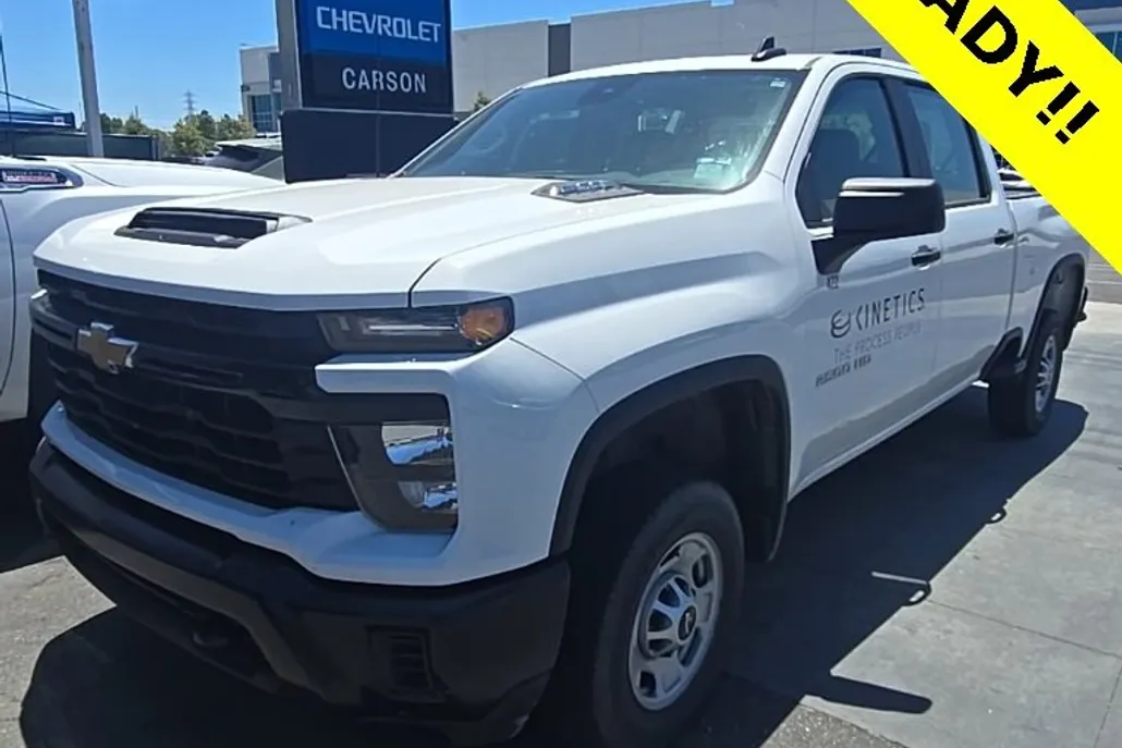 2024 Chevrolet Silverado 2500HD photo 1