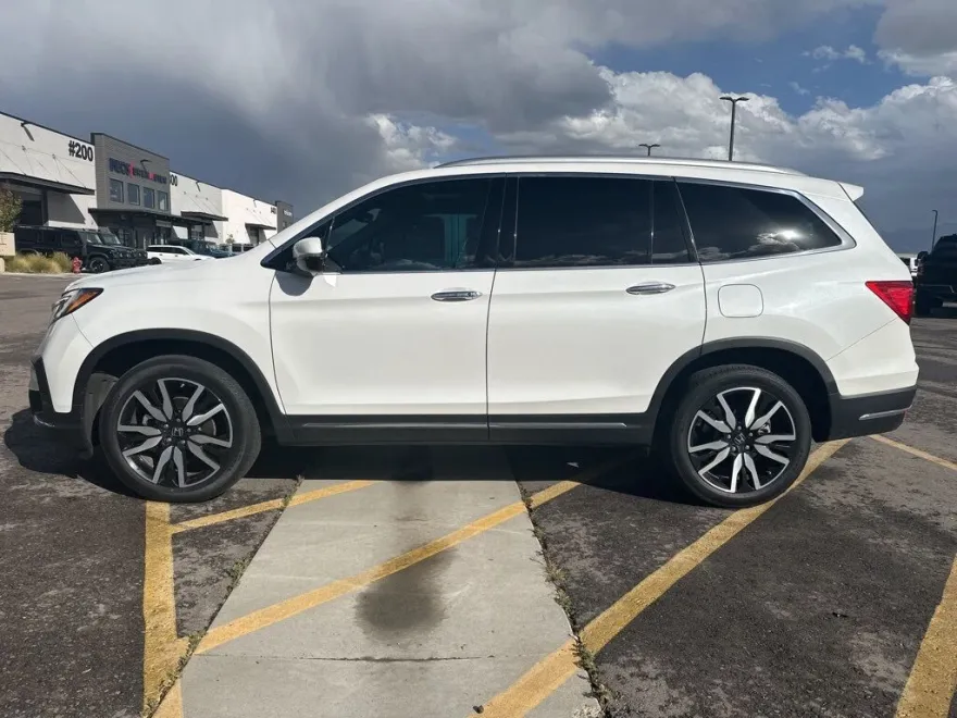 2022 Honda Pilot Elite photo 1