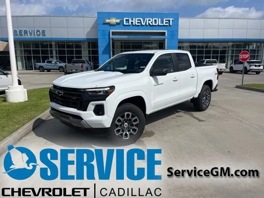 2025 Chevrolet Colorado Z71 photo 1