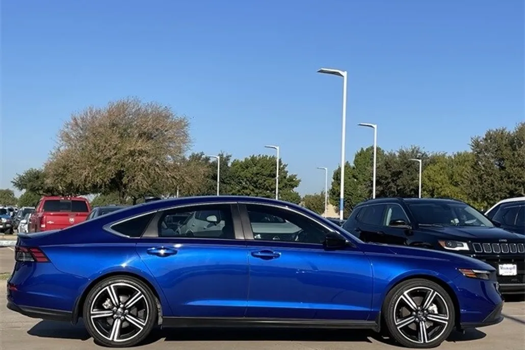 2023 Honda Accord Hybrid Sport photo 1