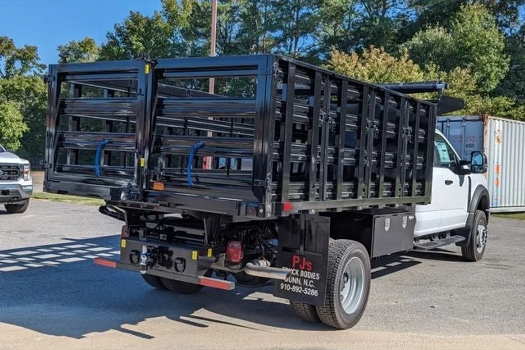 2023 Ford F-450 XL photo 1