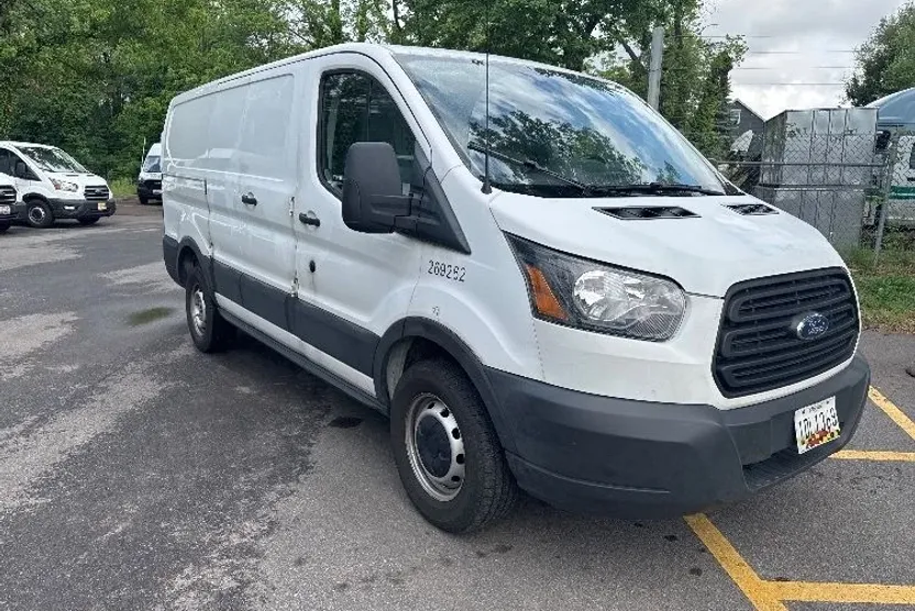 2019 Ford Transit photo 1