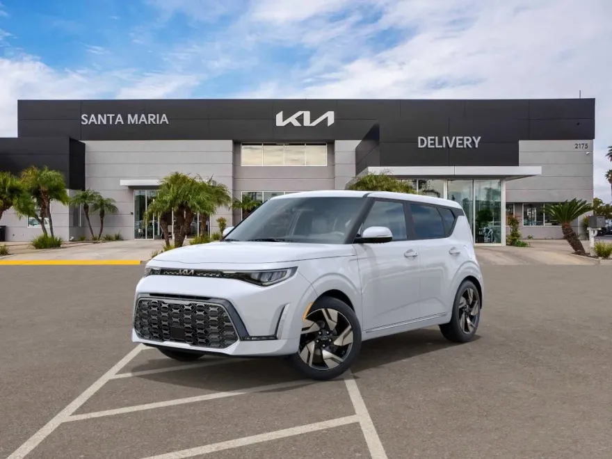 2025 Kia Soul GT-Line photo 1