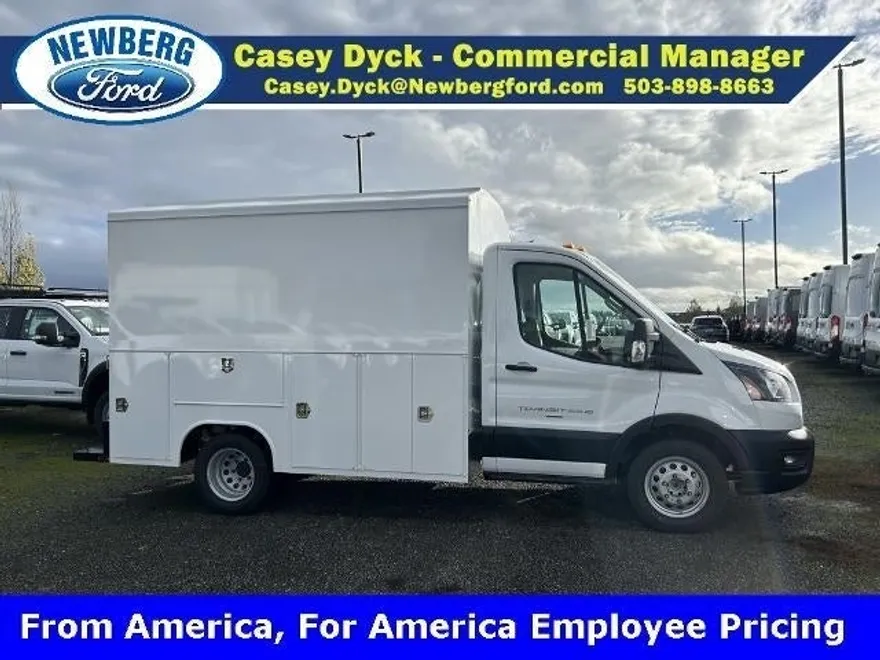 2024 Ford Transit Chassis photo 1