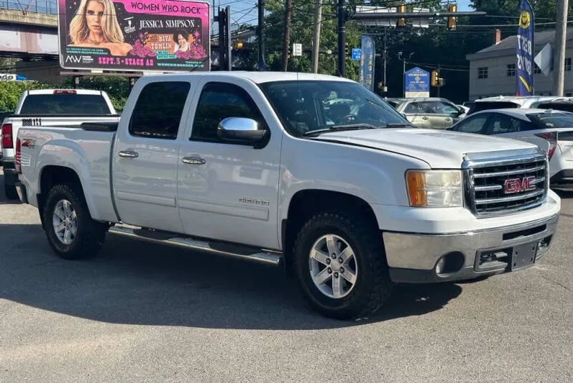2012 Gmc Sierra 1500 SLE photo 1