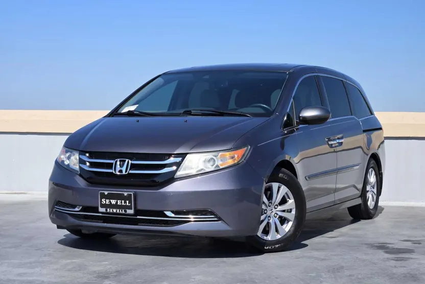 2016 Honda Odyssey EX-L photo 1