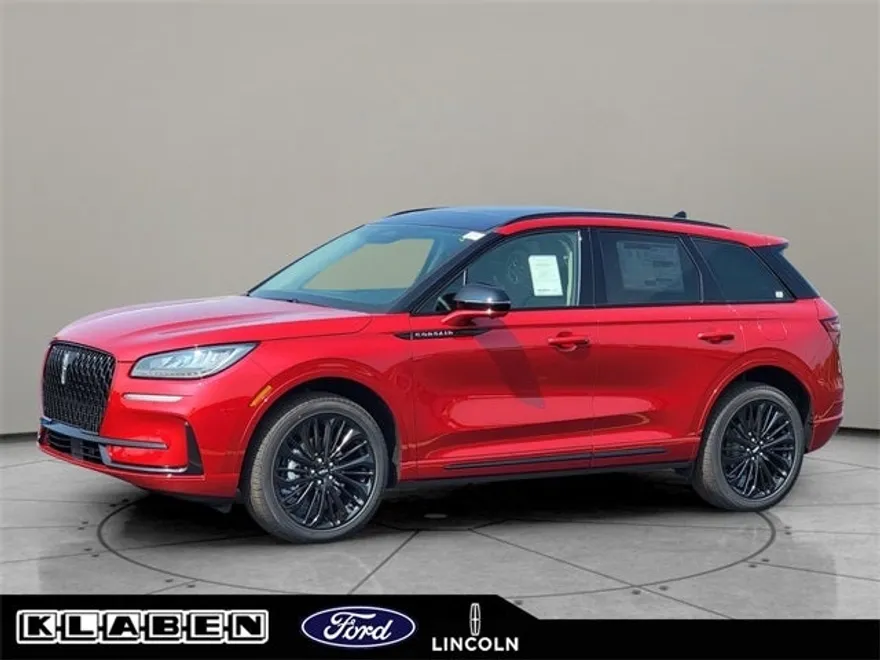 2025 Lincoln Corsair Premiere photo 1