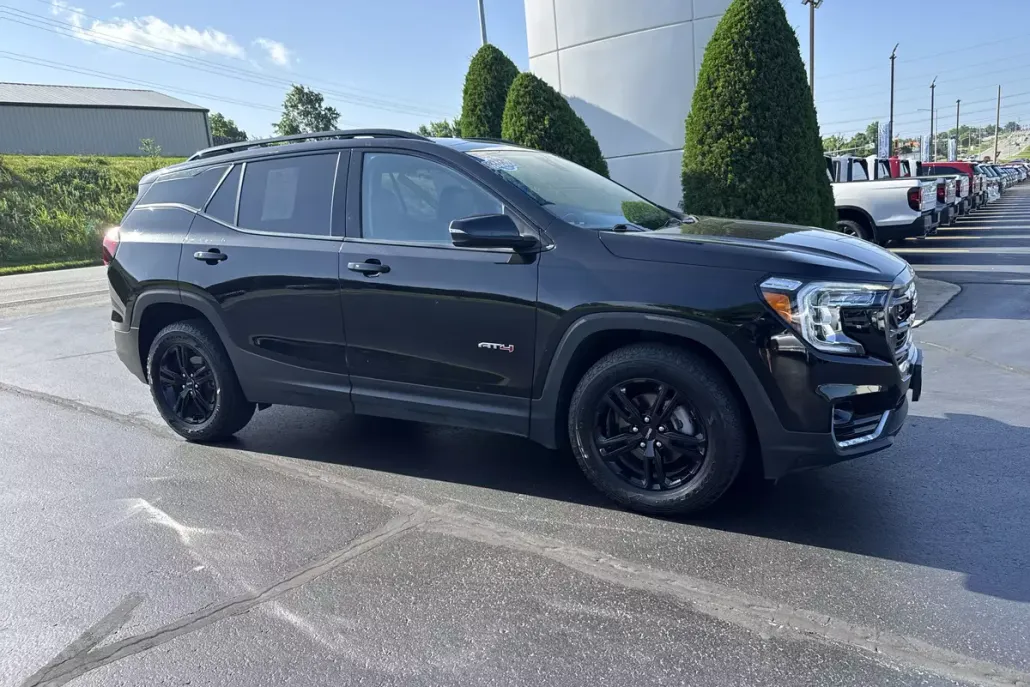 2023 Gmc Terrain AT4 photo 1