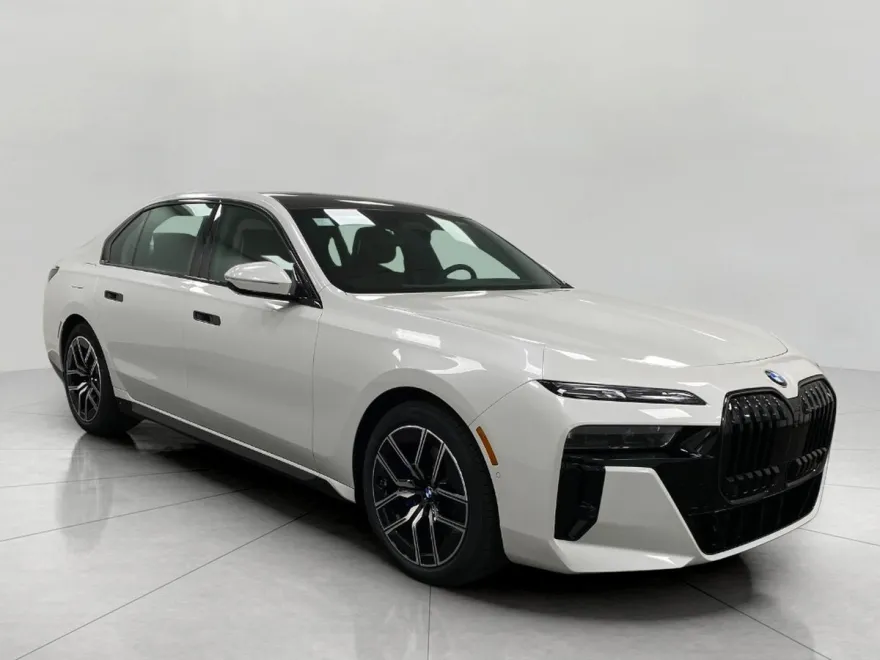 2025 Bmw 740i xDrive Sedan photo 1