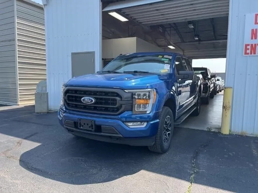 2022 Ford F-150 XLT photo 1