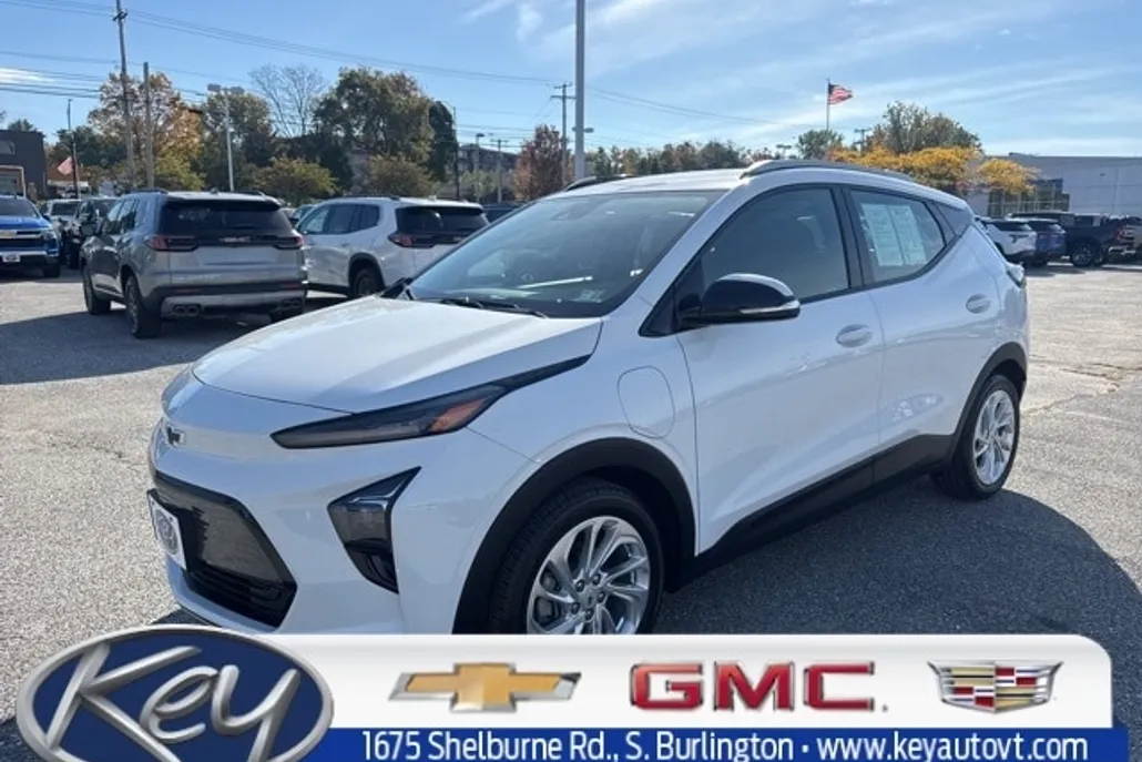 2023 Chevrolet Bolt EUV photo 1