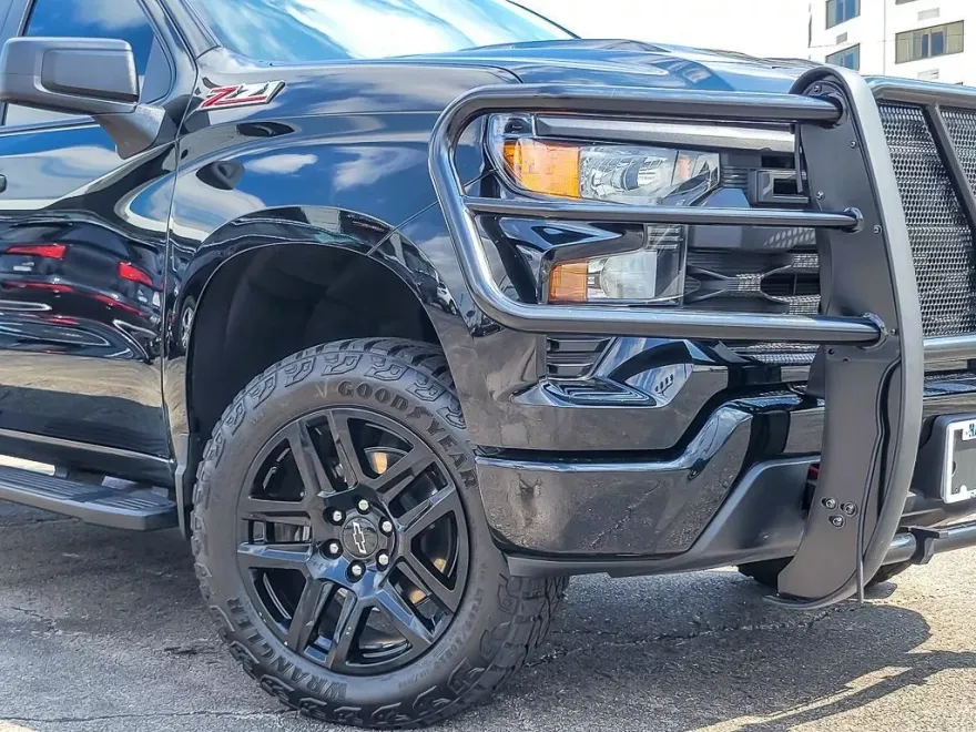2024 Chevrolet Silverado 1500 Custom Trail Boss photo 1