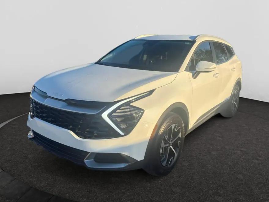 2025 Kia Sportage EX photo 1