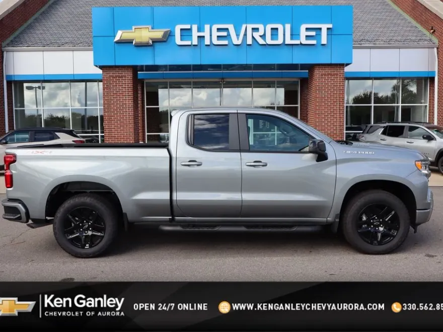 2026 Chevrolet Silverado 1500 RST photo 1