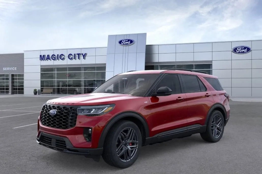 2025 Ford Explorer ST-Line photo 1