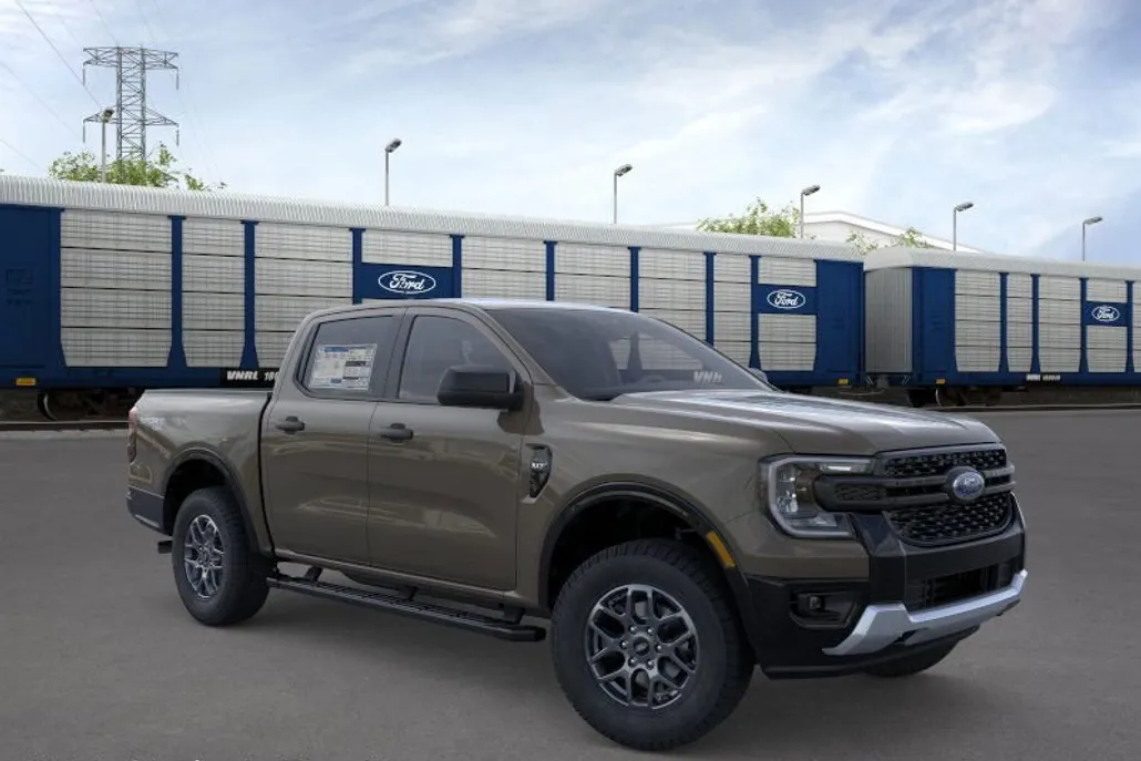 2025 Ford Ranger XLT photo 1