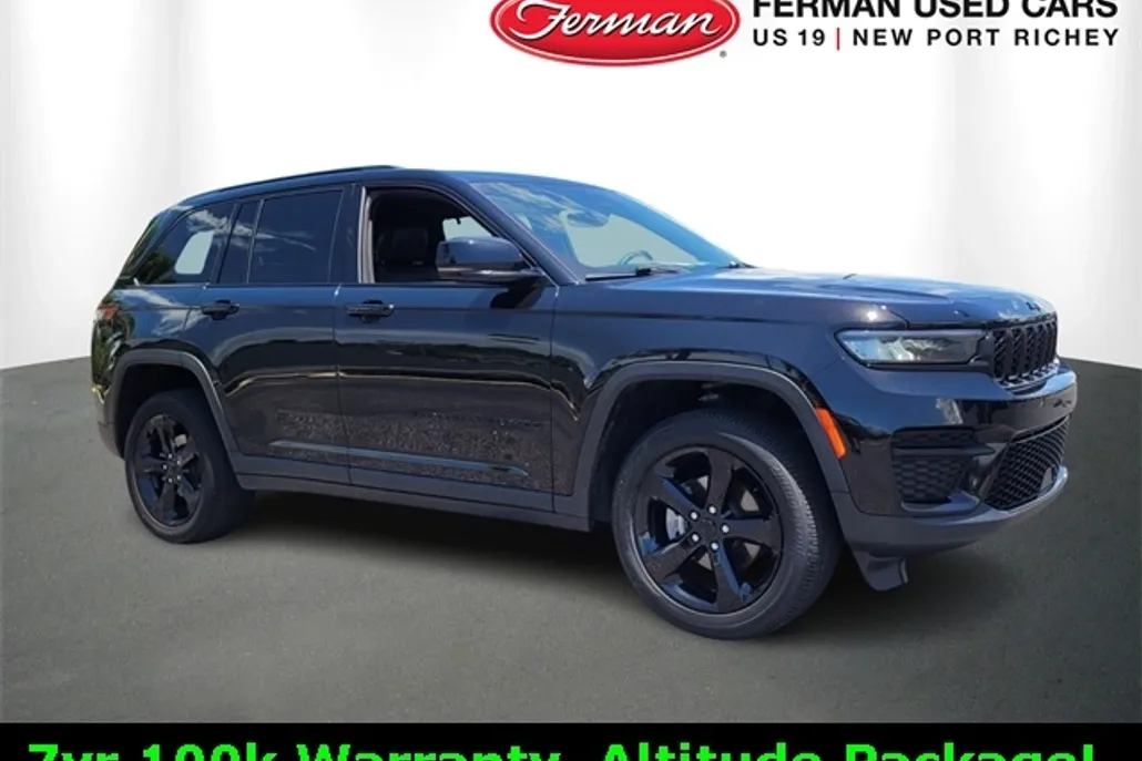 2022 Jeep Grand Cherokee Altitude photo 1