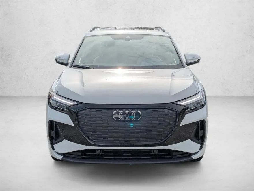 2023 Audi Q4 50 E-tron Premium Plus photo 1
