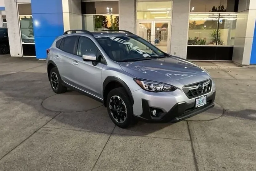 2023 Subaru Crosstrek Premium photo 1