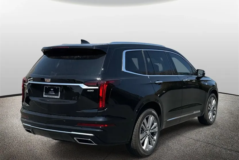 2025 Cadillac XT6 Premium Luxury photo 1