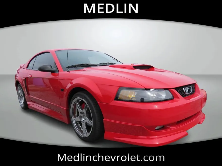 2002 Ford Mustang GT Deluxe photo 1