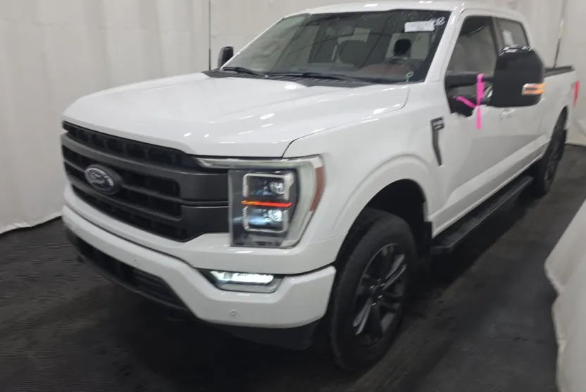 2023 Ford F-150 Lariat photo 1