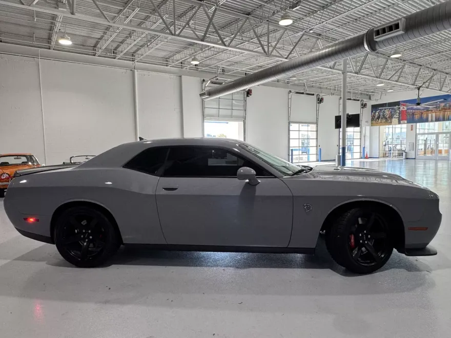 2020 Dodge Challenger SRT8 Hellcat photo 1
