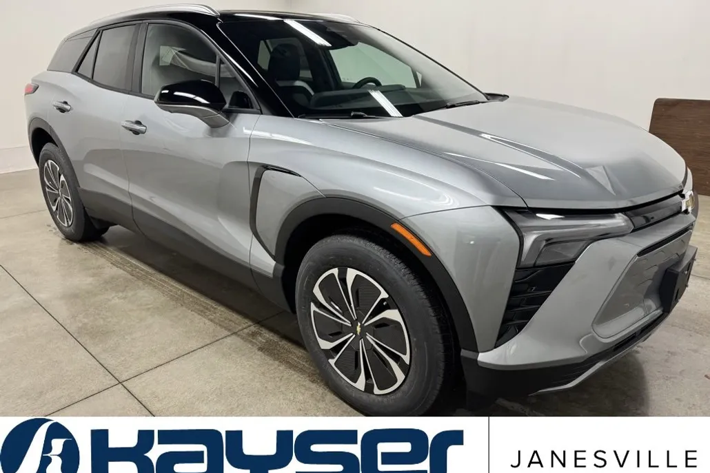 2025 Chevrolet Blazer EV photo 1
